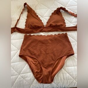 Aerie bikini swimsuit burnt orange 1 top 2 bottoms size medium scalloped edging
